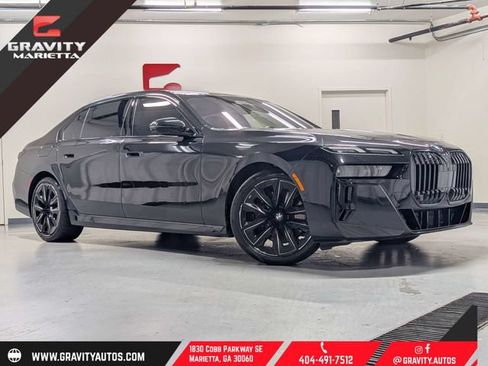 Used 2023 BMW 740i RWD image 1
