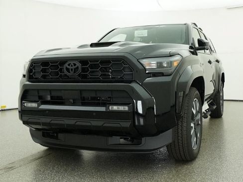New 2026 Toyota 4Runner TRD Sport Premium AWD/4WD image 32
