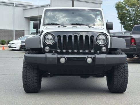 Used 2017 Jeep Wrangler Sport AWD/4WD image 16