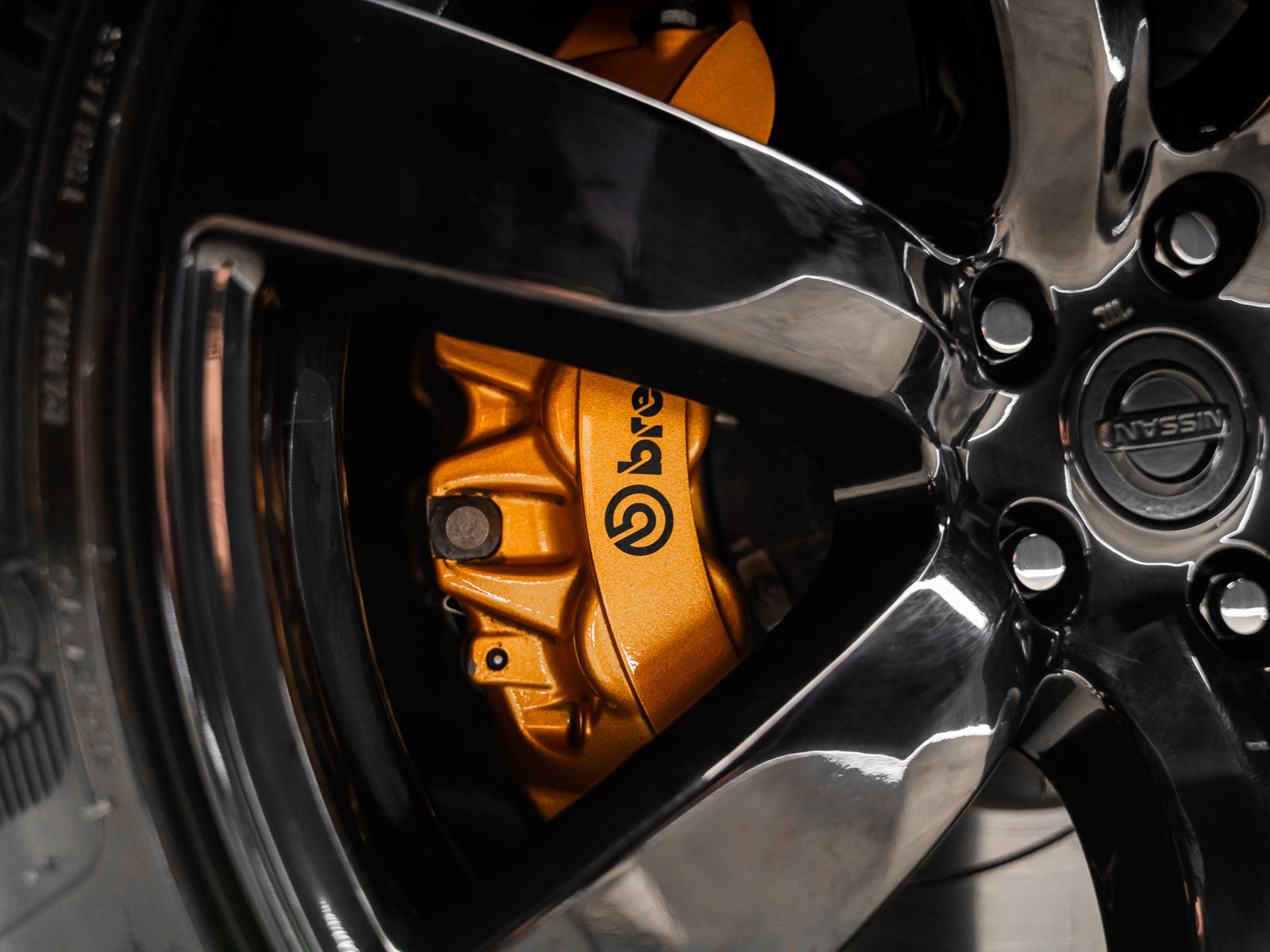 Used 2009 Nissan GT-R Premium AWD/4WD image 27