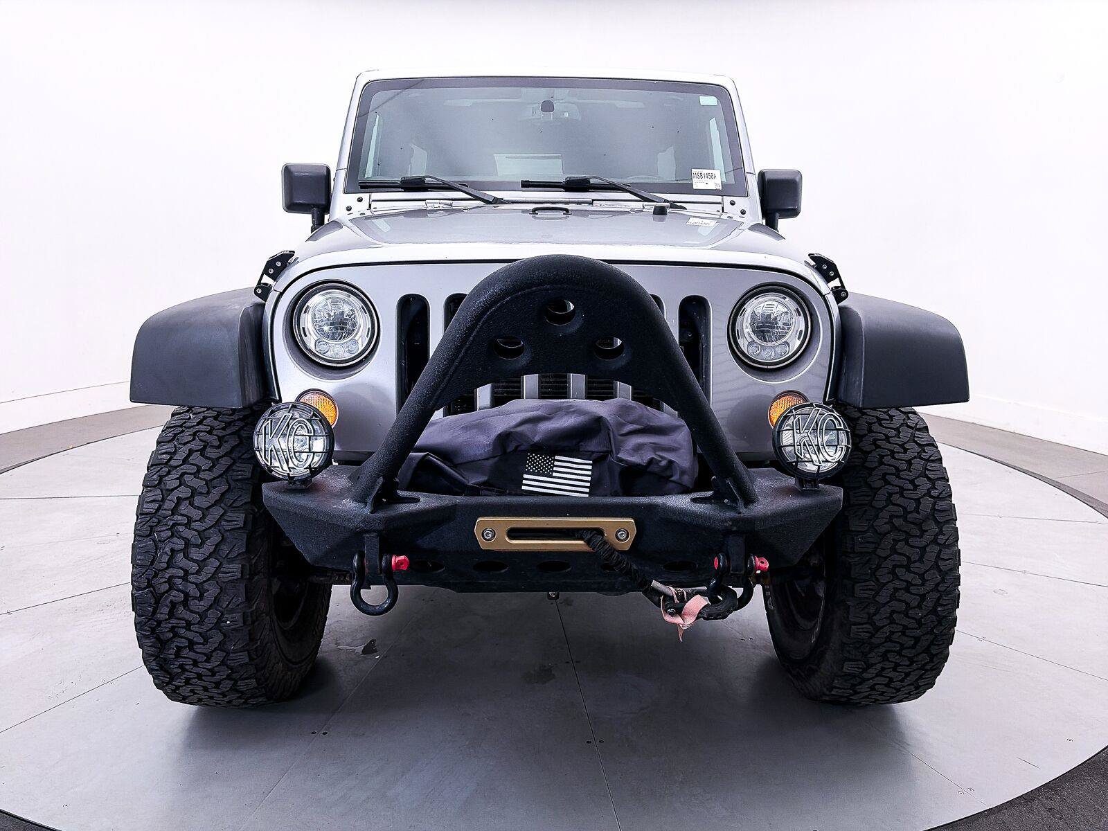 Used 2017 Jeep Wrangler Unlimited Rubicon AWD/4WD image 2