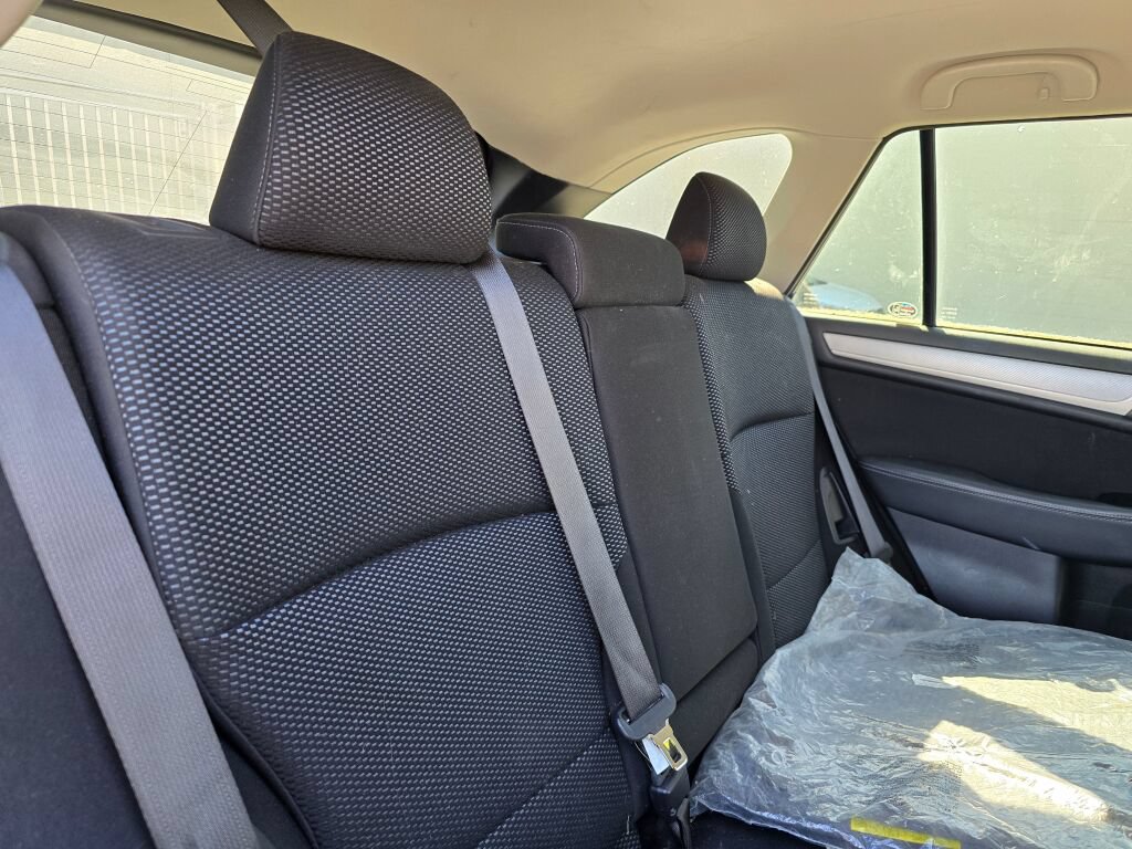 Used 2019 Subaru Outback 2.5i Premium AWD/4WD image 7