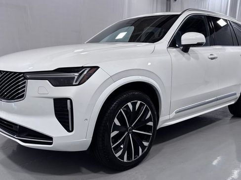 Certified 2026 Volvo XC90 B6 Plus AWD/4WD image 1
