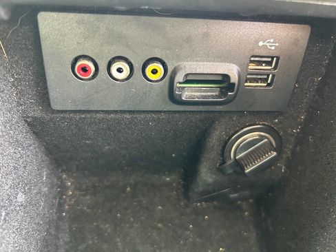 Used 2015 Ford Taurus SEL w/ Equipment Group 201A image 15