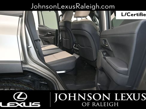 Used 2024 Lexus GX 550 AWD/4WD image 13