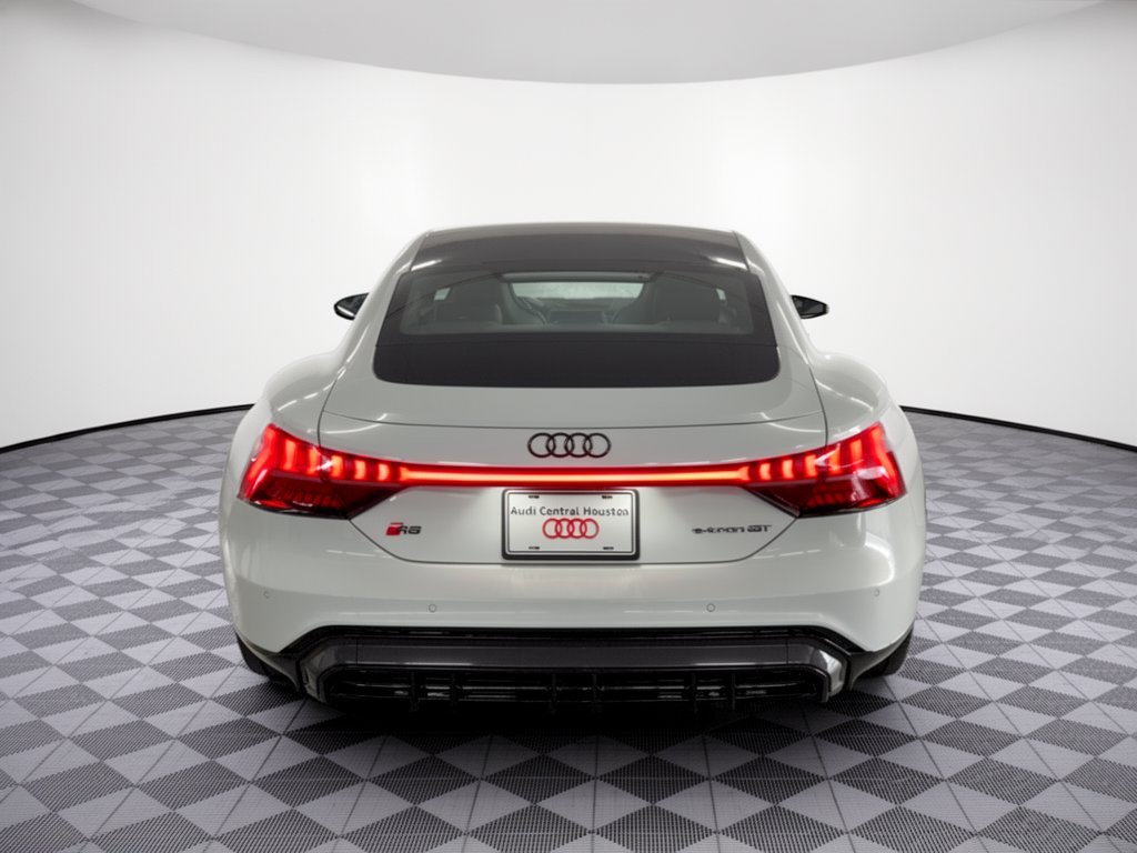 Used 2024 Audi RS e-tron GT w/ Carbon Performance Package AWD/4WD image 11