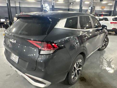 Certified 2025 Kia Sportage EX FWD image 6