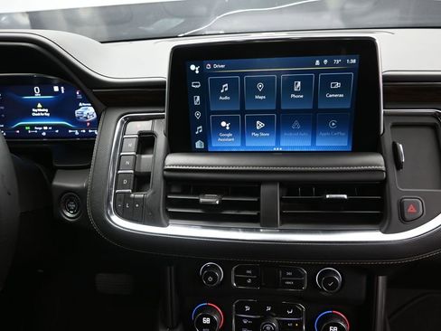 Used 2023 Chevrolet Tahoe Premier AWD/4WD image 29