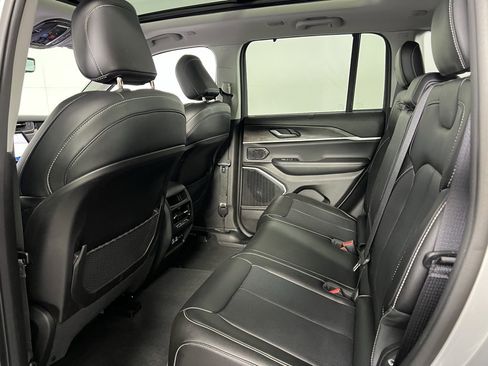 Certified 2022 Jeep Grand Cherokee Limited 4xe w/ Luxury Tech Group II image 27