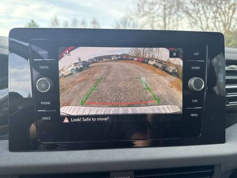 New 2026 Volkswagen Jetta SE image 16