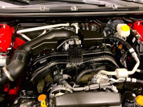 Used 2025 Subaru Crosstrek 2.0i Premium image 32