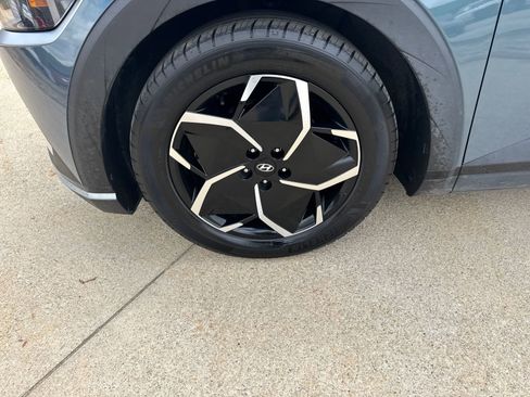 Used 2022 Hyundai Ioniq 5 SE w/ Cargo Package image 11