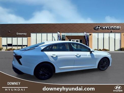 Used 2025 Kia K5 LXS FWD image 5