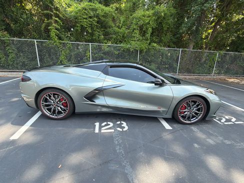 Used 2023 Chevrolet Corvette Stingray Preferred Conv w/ Z51 Performance Package RWD image 16