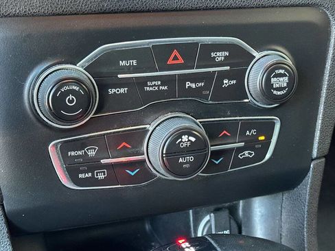 Used 2020 Dodge Charger GT w/ Blacktop Package image 19