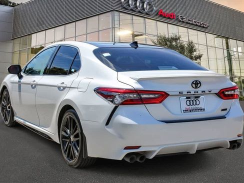 Used 2022 Toyota Camry XSE FWD image 2