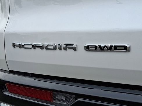 Used 2024 GMC Acadia Denali w/ Super Cruise Package image 33