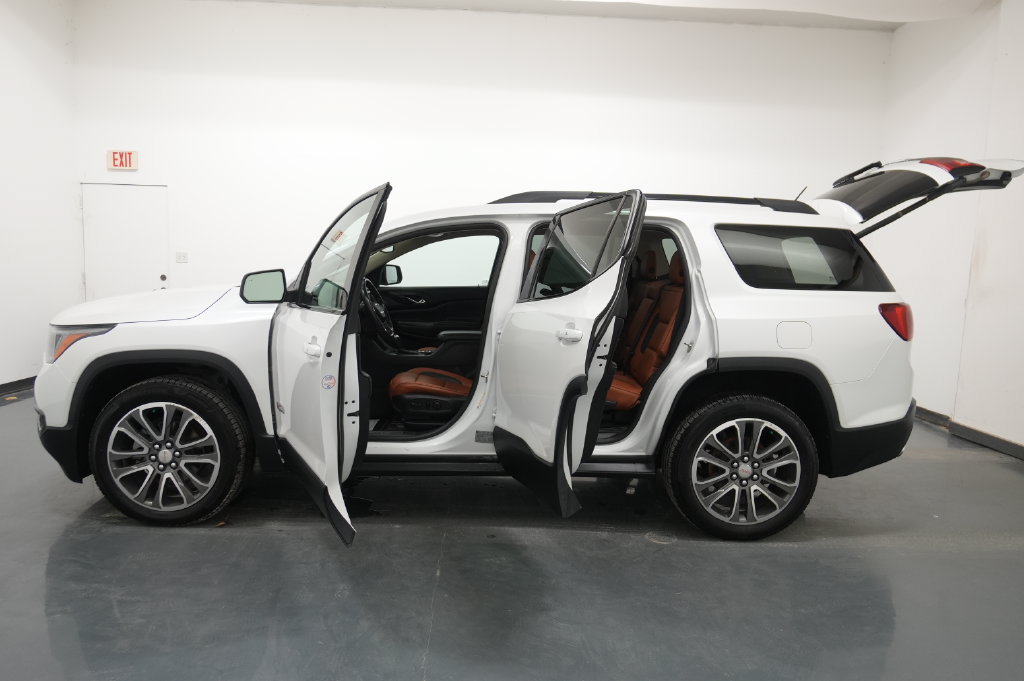 Used 2017 GMC Acadia SLT AWD/4WD image 29