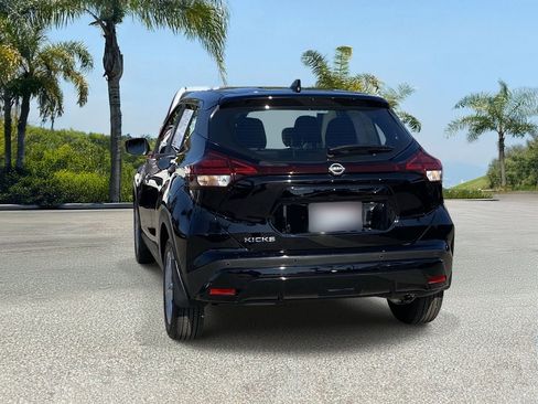 Certified 2024 Nissan Kicks S FWD image 4