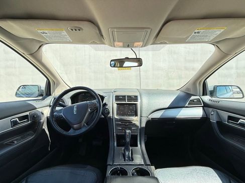 Used 2014 Lincoln MKX FWD image 11