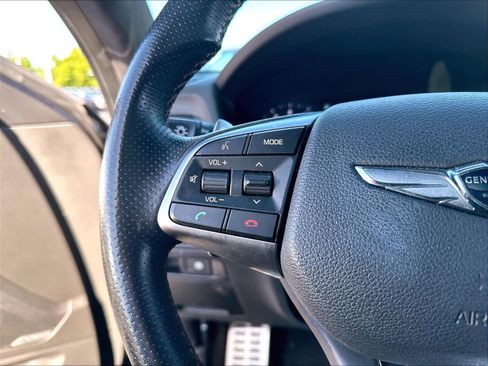 Used 2018 Genesis G80 3.3T Sport RWD image 13
