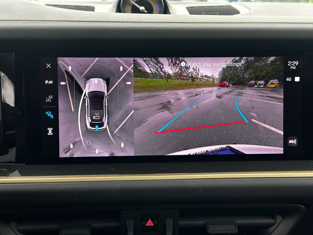 Used 2025 Porsche Cayenne GTS AWD/4WD image 19