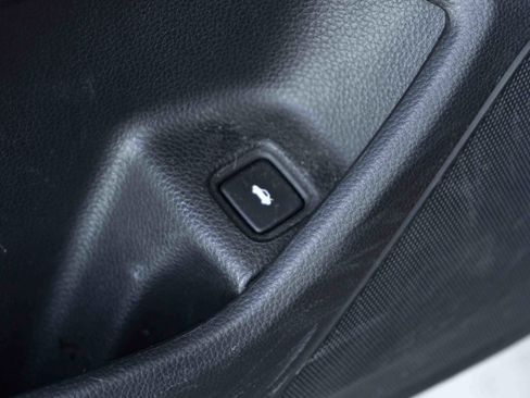 Used 2020 Honda Accord Touring image 37