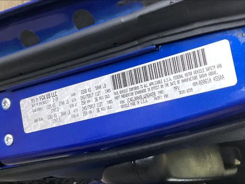 Used 2020 Jeep Wrangler Sport image 30