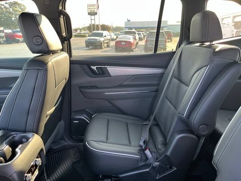 New 2026 Buick Enclave Preferred w/ Power Package FWD image 11