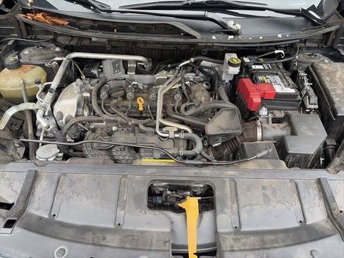 Used 2021 Nissan Rogue SL w/ Premium Package image 30