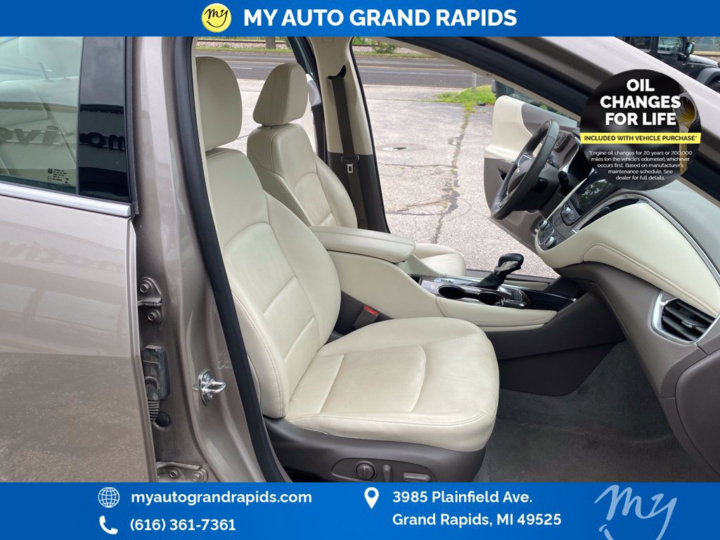 Used 2024 Chevrolet Malibu LT FWD image 20