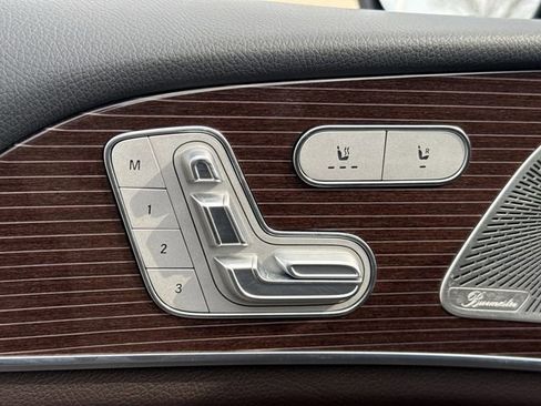 Used 2022 Mercedes-Benz GLE 350 w/ AMG Line Exterior image 30