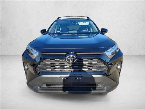 Used 2025 Toyota RAV4 XLE Premium image 2