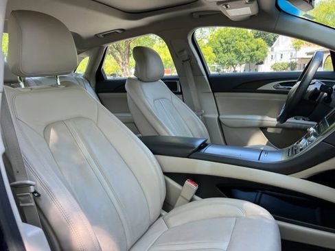 Used 2017 Lincoln MKZ Reserve AWD/4WD image 25