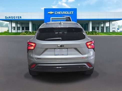 New 2026 Chevrolet Trax RS w/ Driver Confidence Package FWD image 8