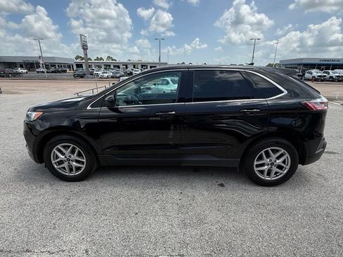Used 2024 Ford Edge SEL w/ Convenience Package AWD/4WD image 4