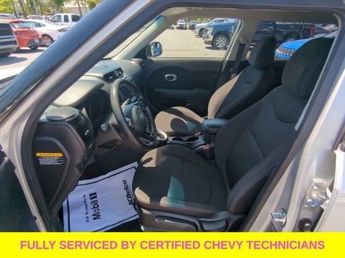 Used 2018 Kia Soul w/ Convenience Package FWD image 23
