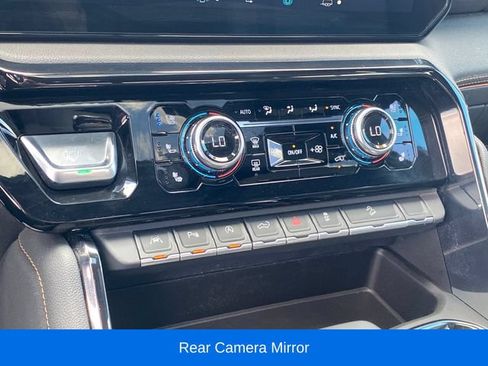 Certified 2023 GMC Sierra 1500 AT4 w/ AT4 Premium Package AWD/4WD image 13