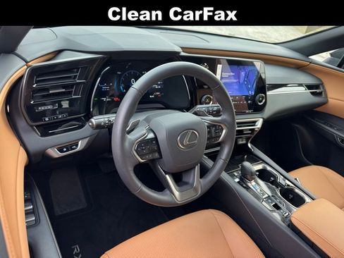 Certified 2025 Lexus RX 350 FWD w/ Technology Package image 3
