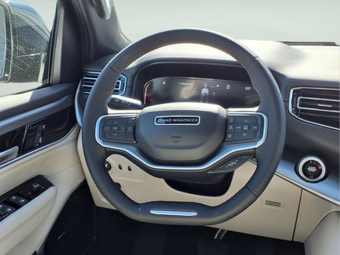 New 2026 Jeep Grand Wagoneer 2WD w/ Premium Group I image 9