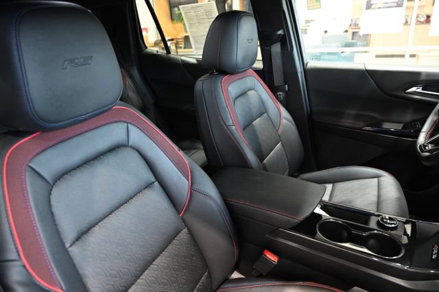 Certified 2025 Chevrolet Equinox RS w/ Safety and Technology Package AWD/4WD image 8