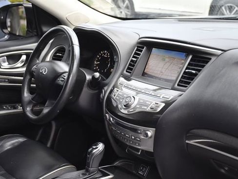 Used 2019 INFINITI QX60 Luxe w/ Essential Package FWD image 29