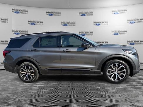 New 2026 Ford Explorer ST-Line AWD/4WD image 6