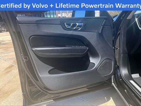 Used 2025 Volvo XC60 B5 Plus AWD/4WD image 25