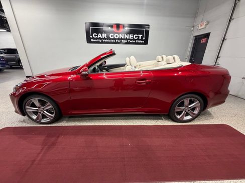 Used 2013 Lexus IS 250C RWD image 20