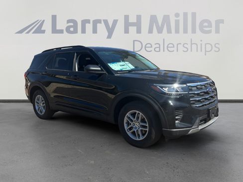 New 2026 Ford Explorer Active image 7