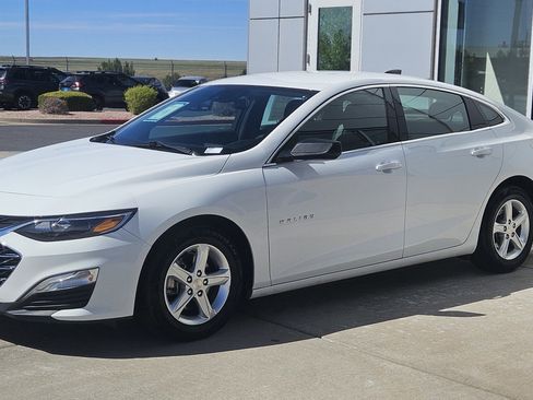 Used 2024 Chevrolet Malibu LS image 20