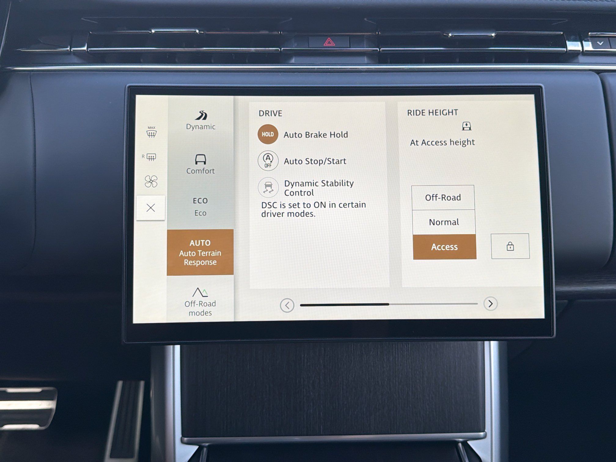 New 2026 Land Rover Range Rover SE AWD/4WD image 31
