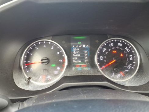 Used 2021 Toyota RAV4 XLE w/ XLE Grade Weather Package image 23