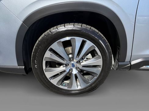 Used 2019 Subaru Ascent Limited AWD/4WD image 9